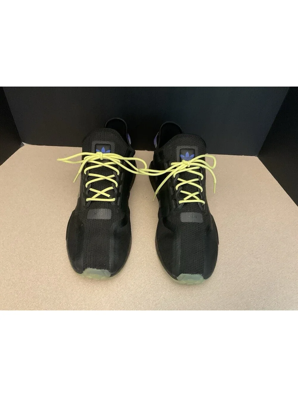 New! Mens Adidas NMD_R1 V2 